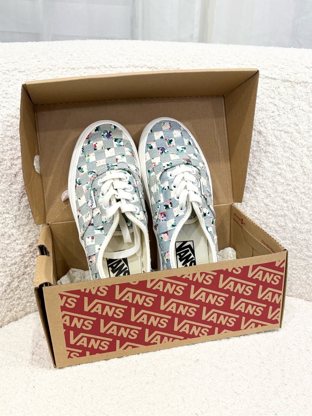 Vans Floral Checkerboard Low Top Sneakers - Light Blue & White